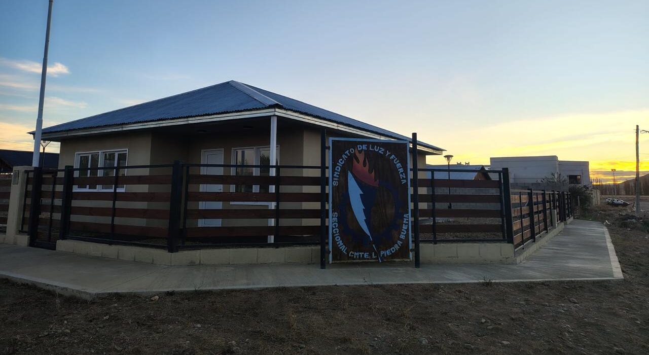Imagen de la seccional de Piedra Buena Luz y Fuerza Patagonia